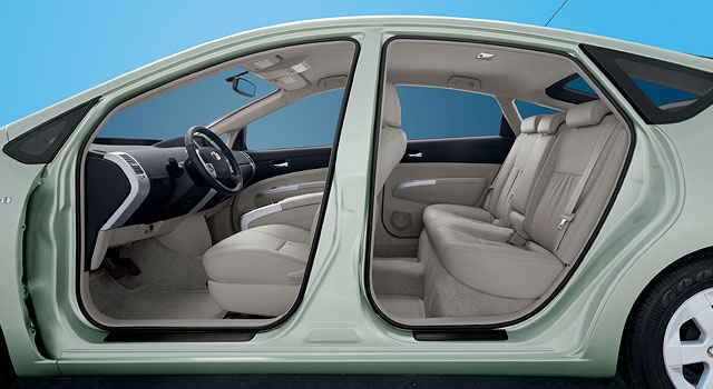 File:Prius Interior.jpg