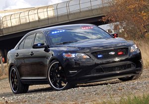 Ford-Taurus-Police-Interceptor-9small.jpg