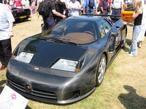 Bugatti EB110 in full glorious carbon-fibre regalia