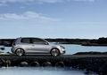 2009-Volkswagen-Golf-2.jpg