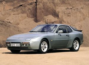 Porsche 944 turbo.jpg